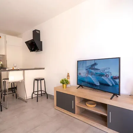 Ineika Modern With Pool Terrace Apartment Corralejo