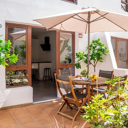 Ineika Modern With Pool Terrace Apartment Corralejo
