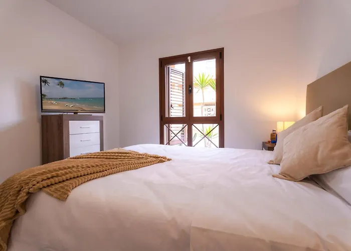 Appartamento INEIKA- Precioso apartamento con terraza vista piscina