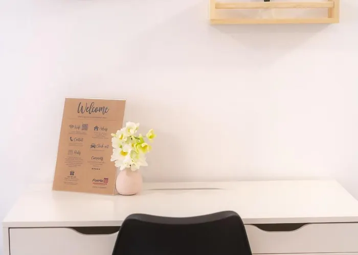 INEIKA- Precioso apartamento con terraza vista piscina