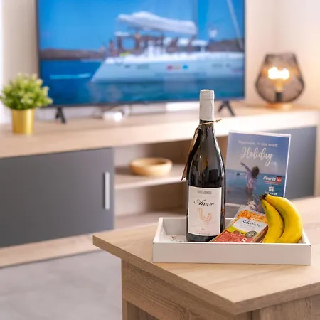 Ineika- Con Terraza Vista Piscina * Corralejo